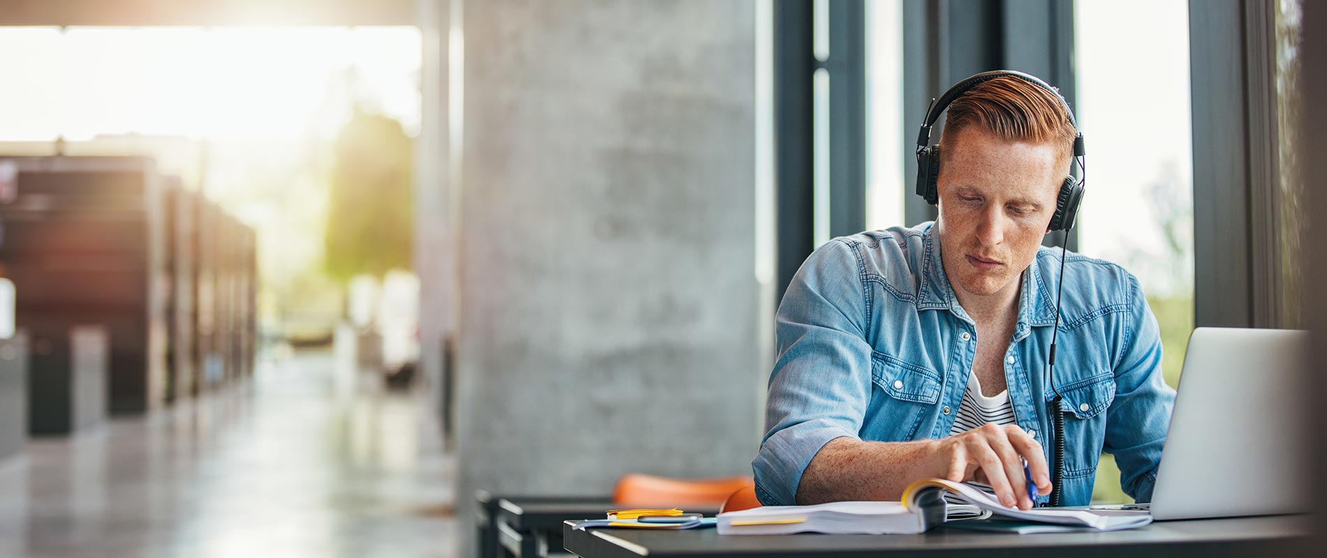 Student Loan Header Image